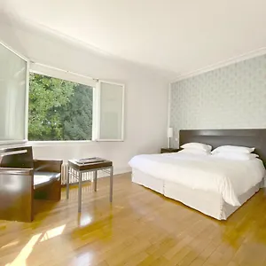 https://la-villa-bb.fr-paris.fr